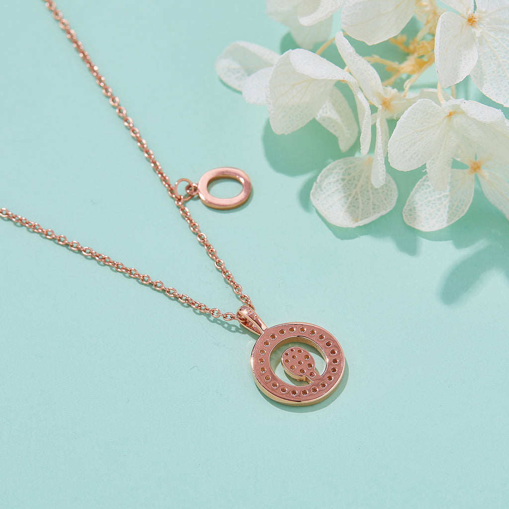 Letter Pendant Necklace - O