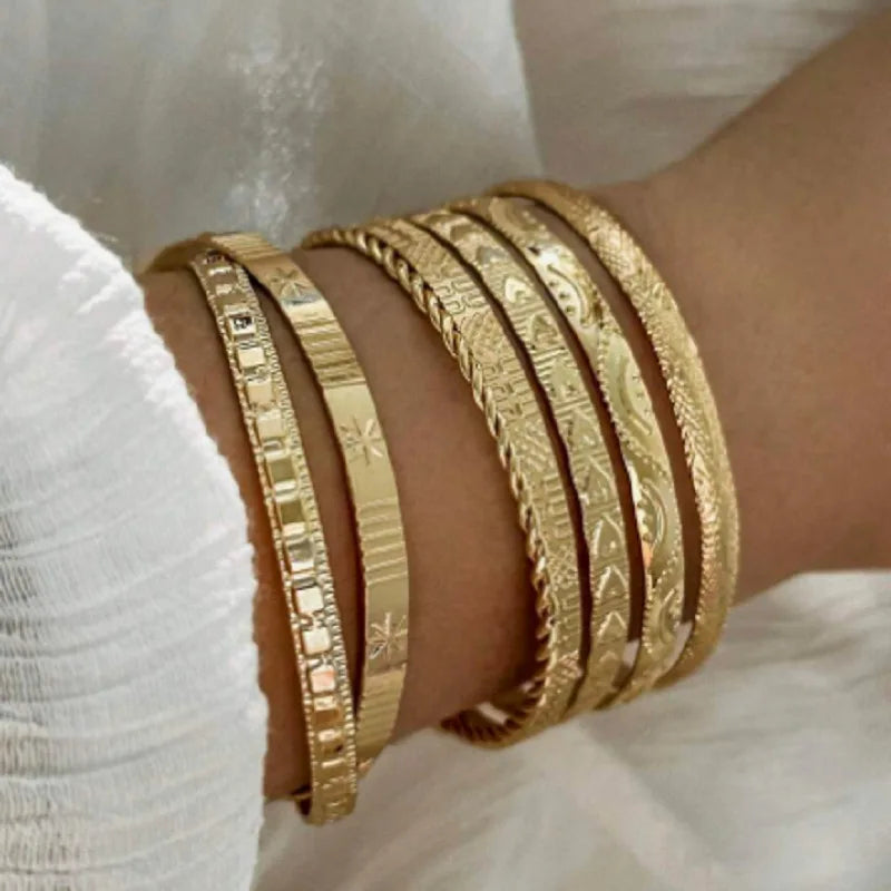 7pcs/set Retro Gold Carved Heart Hexagon Star Twists Geometric Opening Bangle Set Women Cuff Bracelet Fashion Jewelry