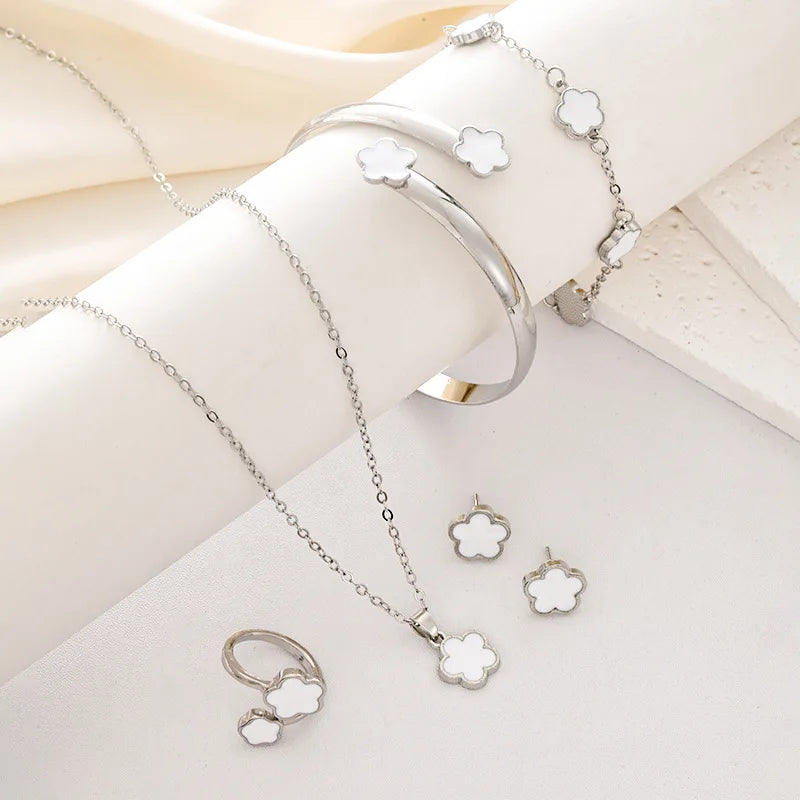 5pcs Lucky Five-petal Flower Women's Jewelry Set, Fashion Flower Bracelet + Necklace + Earrings + Bracelet + Ring, Birthday