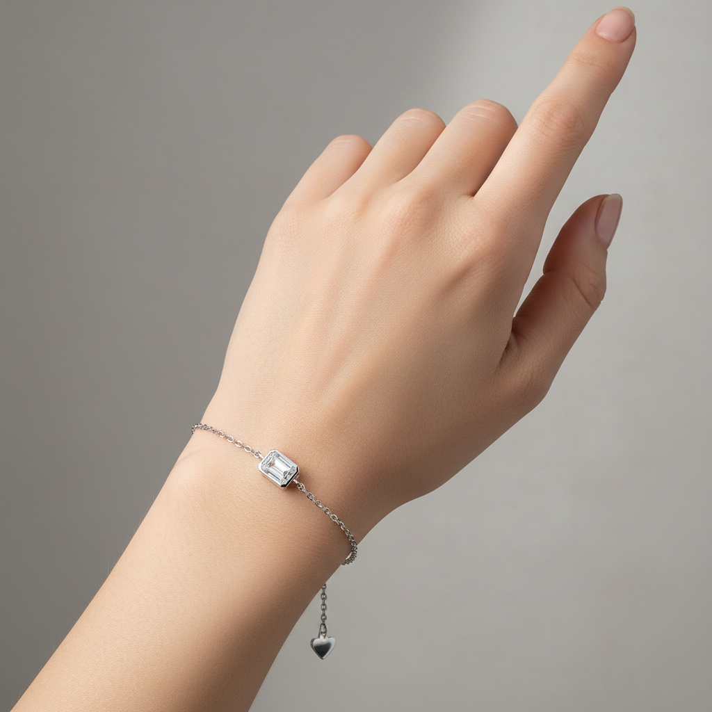 Linear Gleam Bracelet